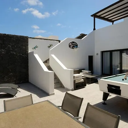 Playa Blanca Sleeps 12 Pool Air Con Wifi Βίλα Πλάγια Μπλάνκα